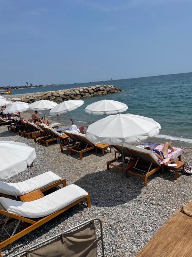 Vue Sur Mer - Magnifique Appartement Tout Confort - Terrasse Et Parking Prive Cagnes-sur-Mer Exterior photo